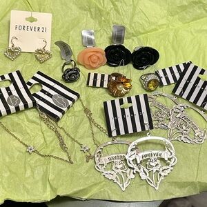 Forever 21 Jewelry Set  NWT